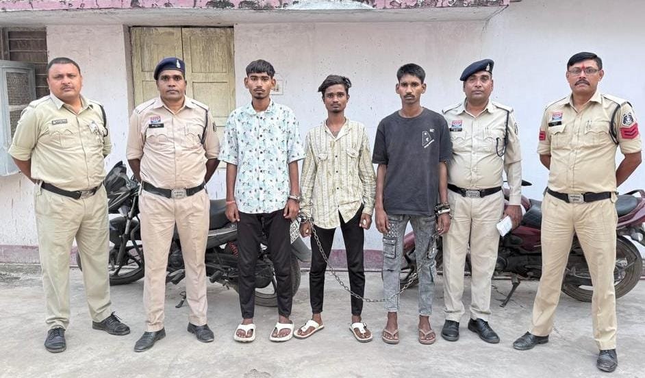 मुजगहन हत्याकांड में सात आरोपियों की गिरफ्तारी के मामले में धमतरी पुलिस की कार्रवाई